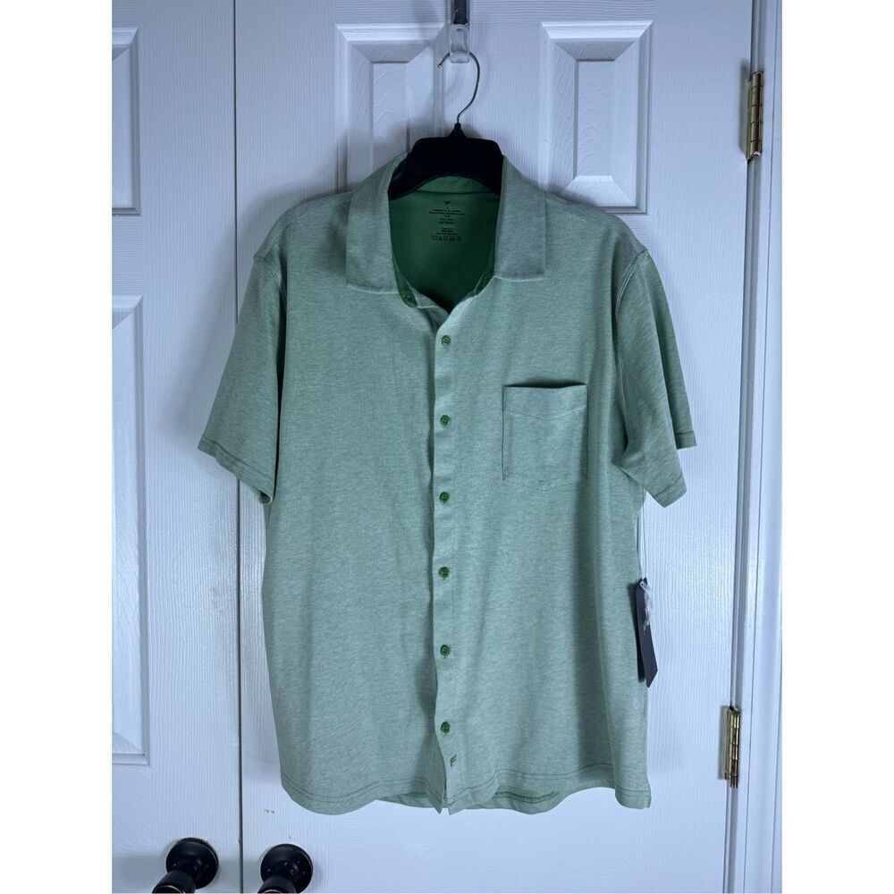 NWT Fabletics The  Dash Short Sleeve Mens Button Up Shirt XL